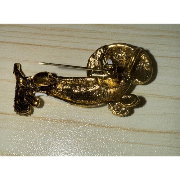 White And Gray Gold Tone Dachshund Dog Brooch Pin With Rhinestones - Picture 4 of 4